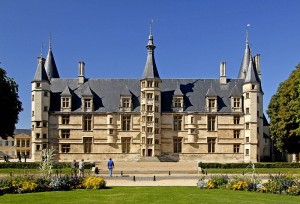 palais ducal de Nevers